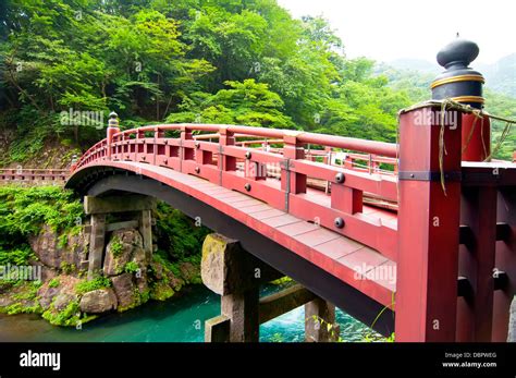 東京 高松 飛行機 空を越える文化の架け橋